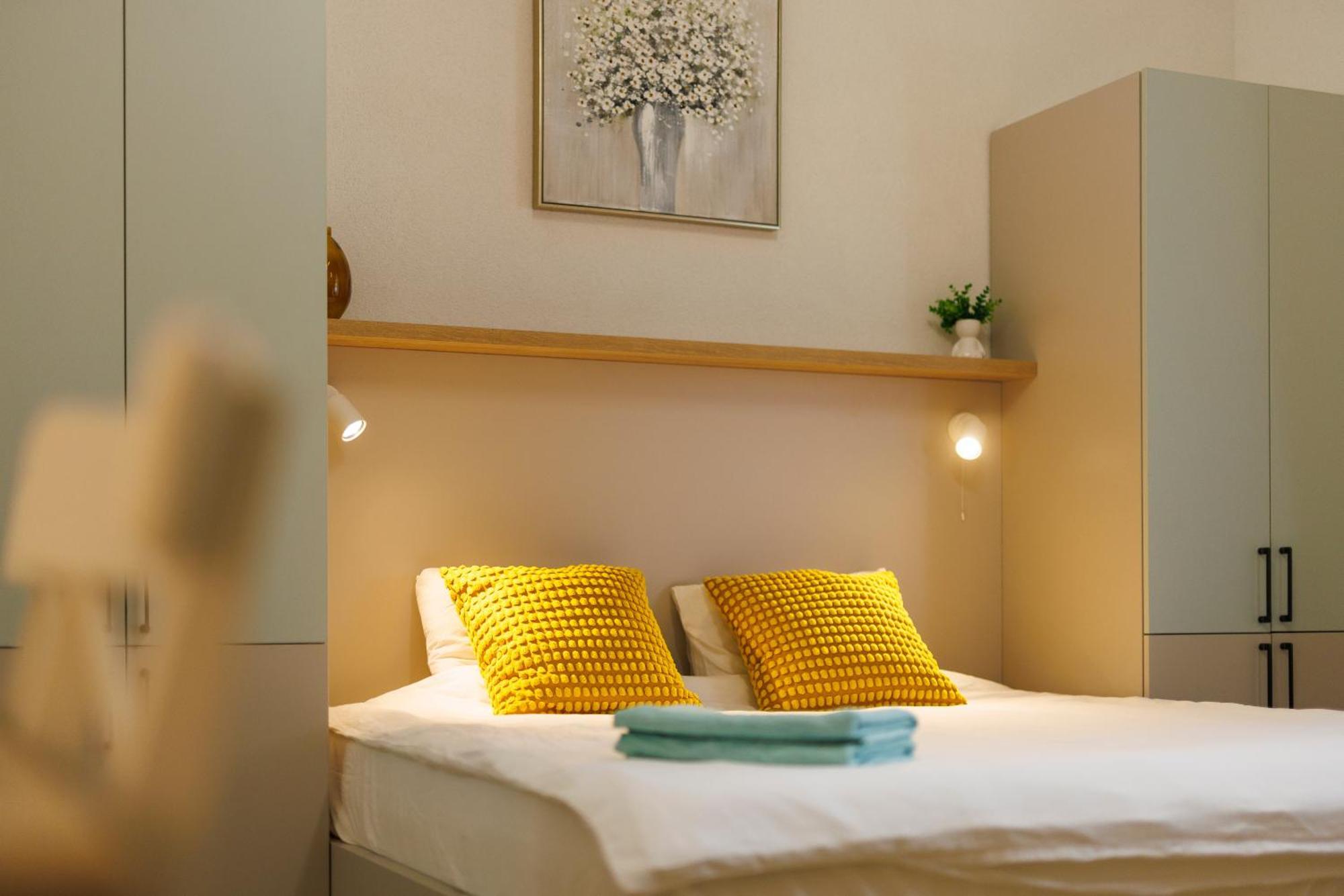 Victoriei Square Apartment Timisoara Ngoại thất bức ảnh